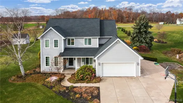 1258 Lake Pointe Drive, Appleton, NY 14008