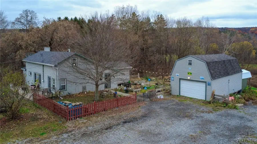5527 E Creek Road, South Wales, NY 14139 - Image #2
