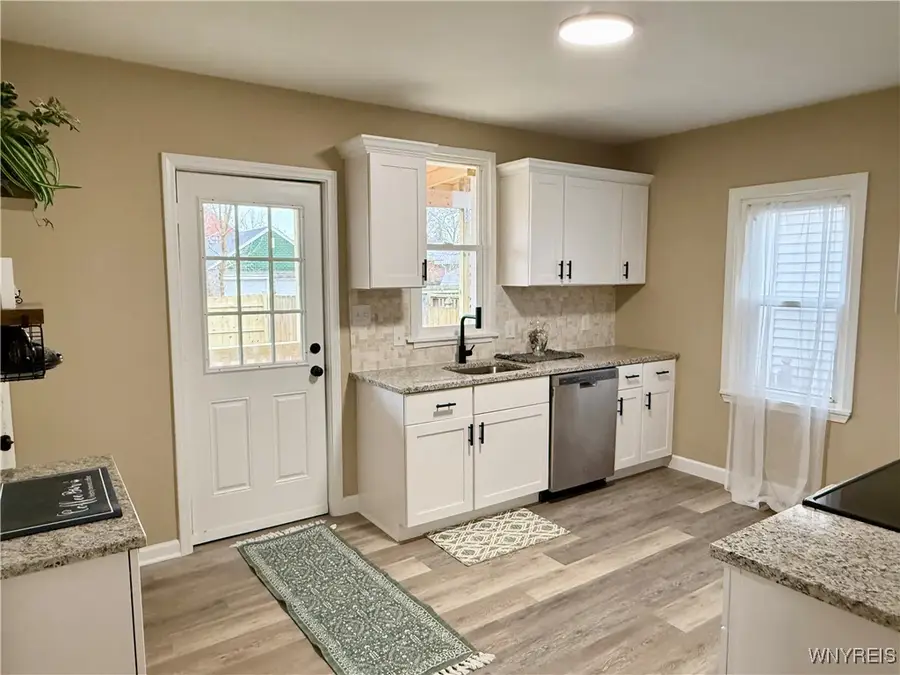 1717 Whitney Avenue, Niagara Falls, NY 14301 - Image #2