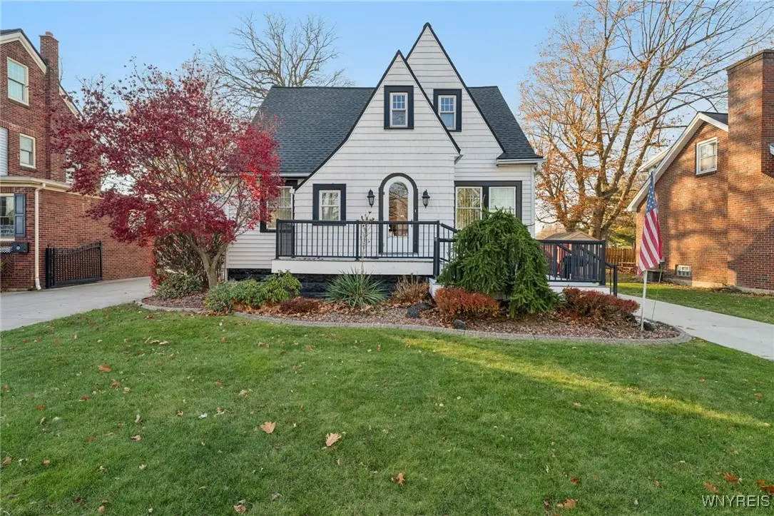 17 S Shore Boulevard, Buffalo, NY 14218 - Image #1