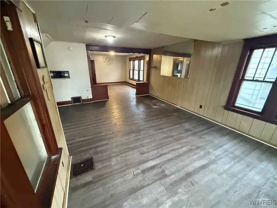 461 Stockbridge Avenue, Buffalo, NY 14215 - Image #2