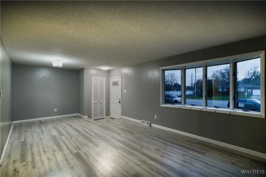 32 Eden Lane, Cheektowaga, NY 14225 - Image #3