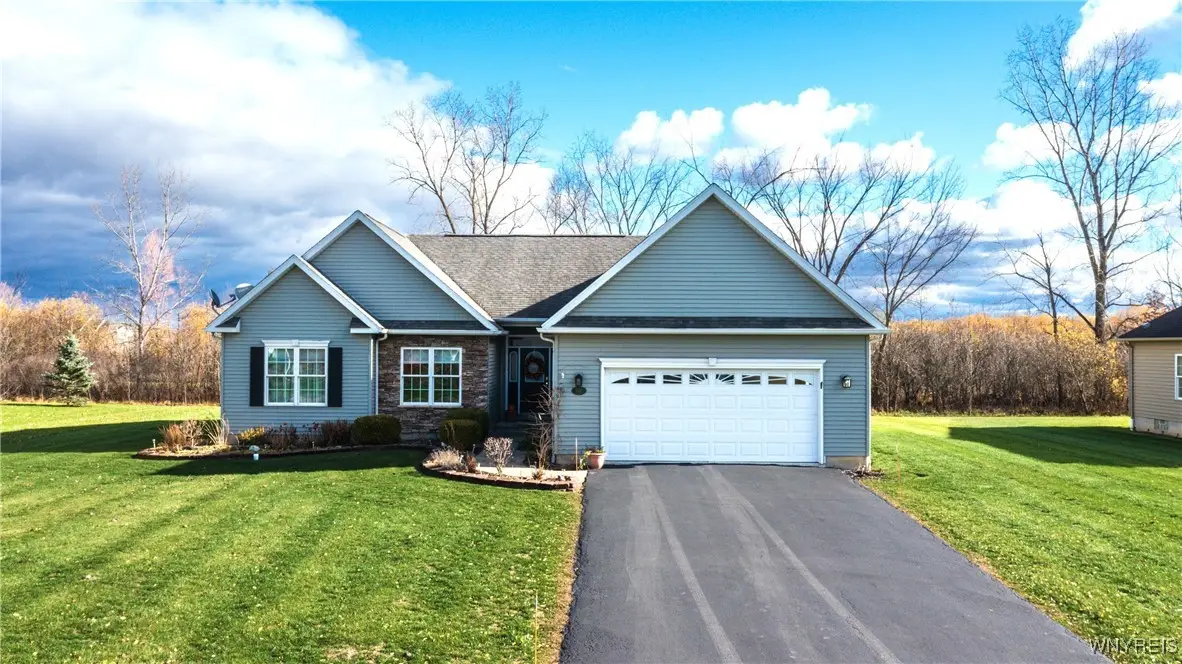 6357 Vintage Court, Lockport, NY 14094 - Image #1