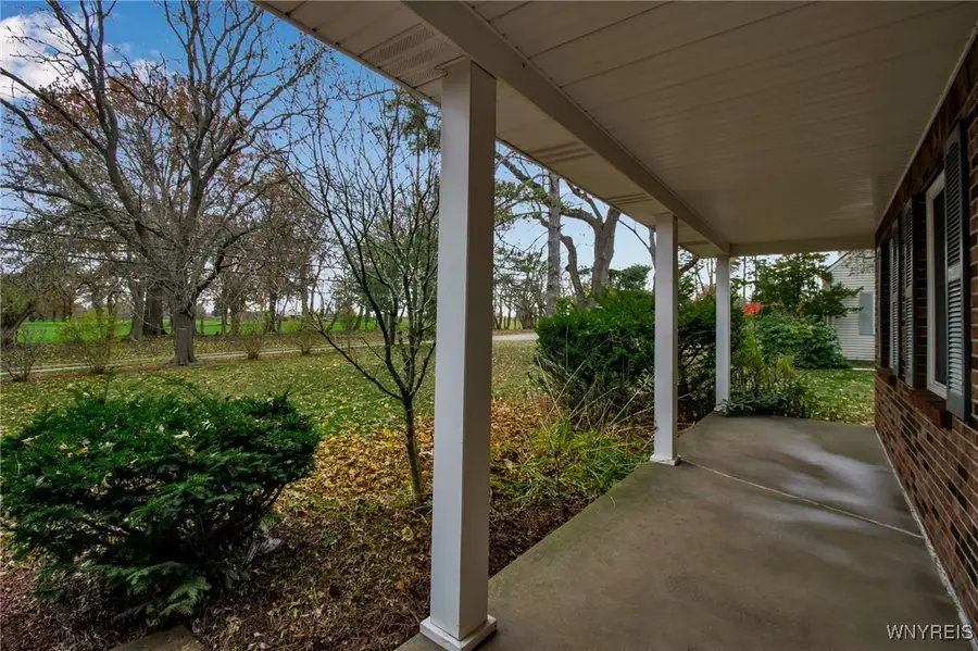 6689 Jewett Holmwood Road, Orchard Park, NY 14127 - Image #3