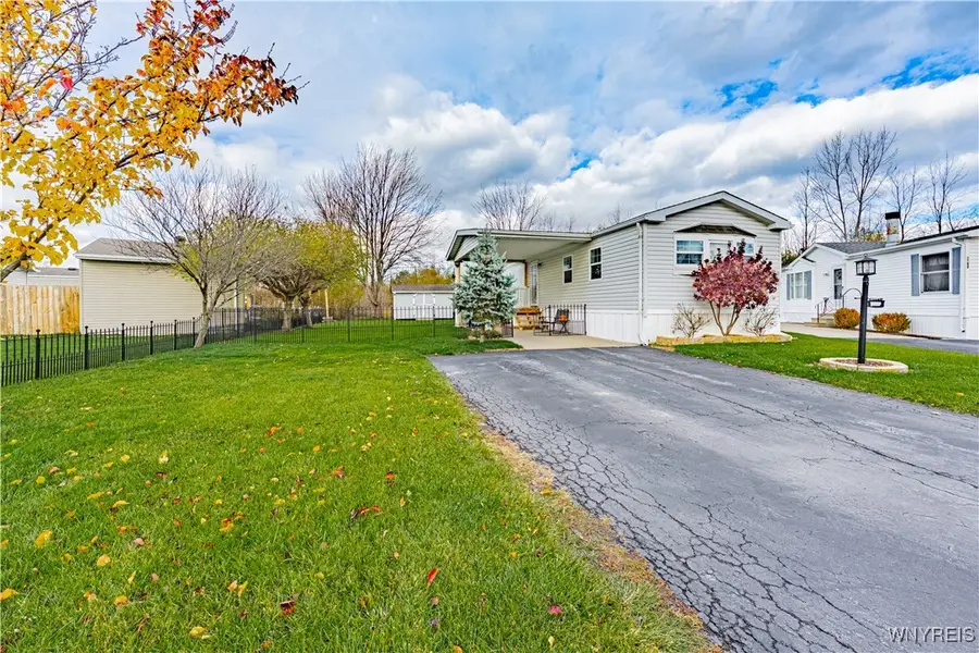 1158 Timberwood Court, Lockport, NY 14094 - Image #3