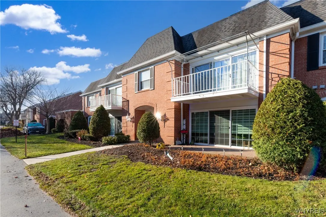 27 Hickory Hill Rd #H, Amherst, NY 14221 - Image #1