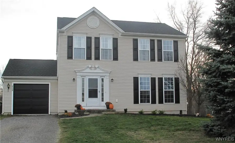 6344 Green Valley Lane, Lockport, NY 14094 - Image #2