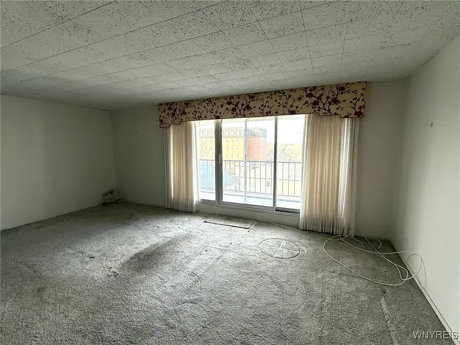 5854 Main Street #403, Williamsville, NY 14221 - Image #3
