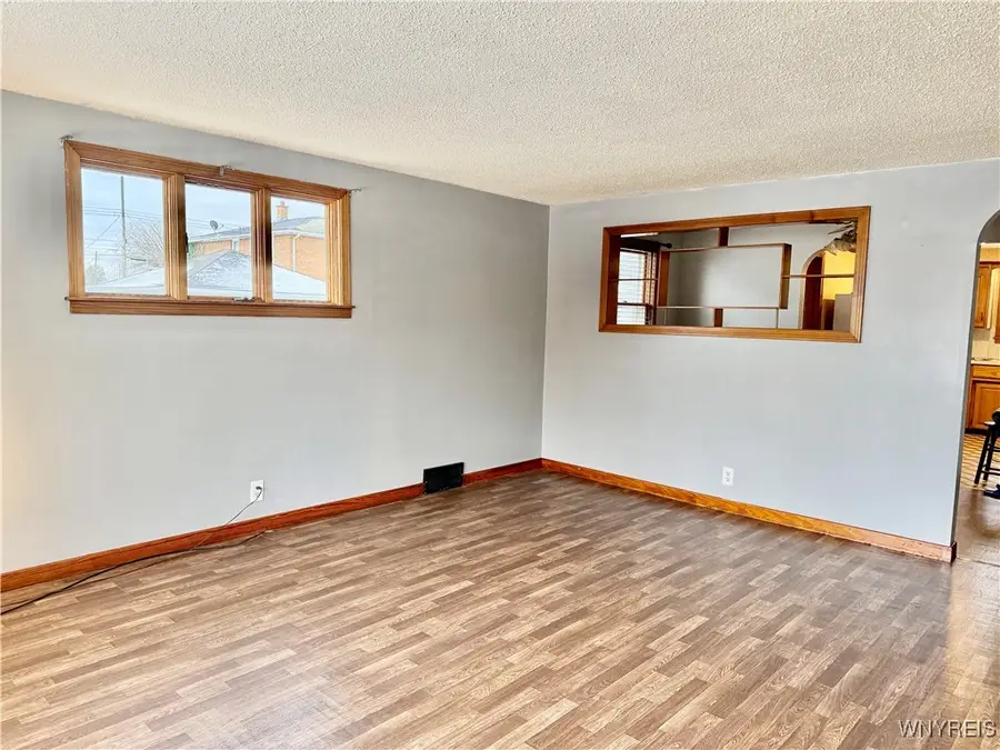 445 Reiman Street, Buffalo, NY 14212 - Image #3