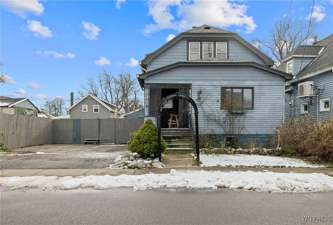 52 Gilbert Avenue, Buffalo, NY 14219 - Image #1