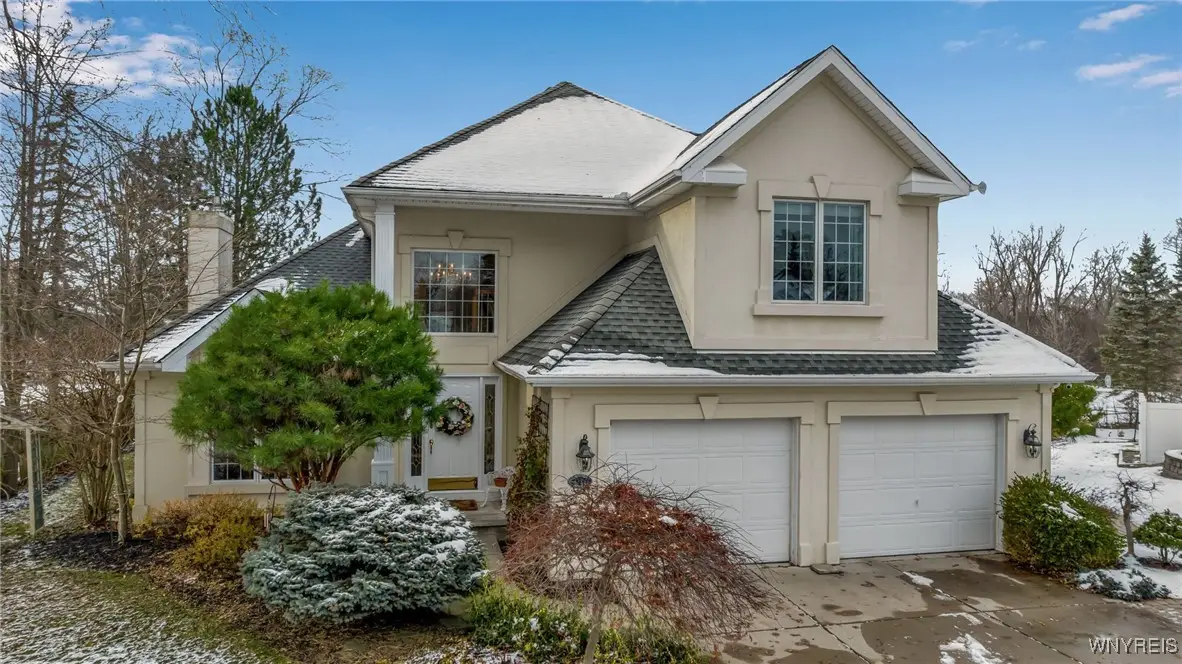 39 Wickendon Court, Williamsville, NY 14221 - Image #1