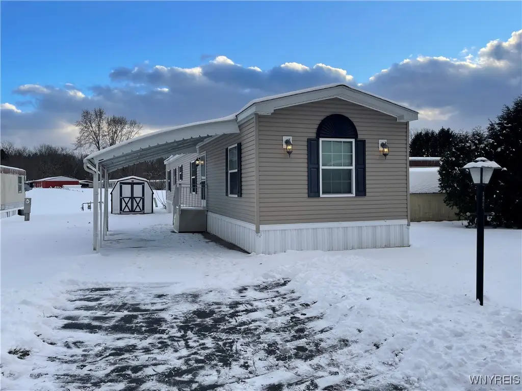 1077 Wish Circle, East Aurora, NY 14052 - Image #1