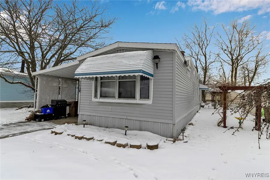 38 Harmony Lane, Buffalo, NY 14225 - Image #2