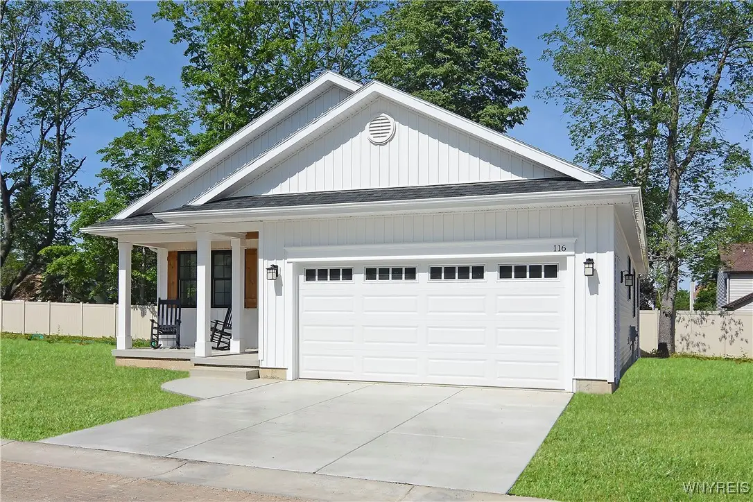 112 Birch Creek, Alden, NY 14004 - Image #1