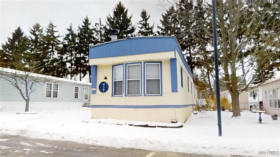 37 Jenny Court, Cheektowaga, NY 14225 - Image #2