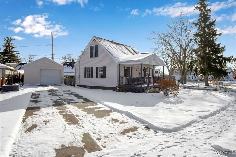 27 Federal Avenue, Cheektowaga, NY 14225 - Image #3