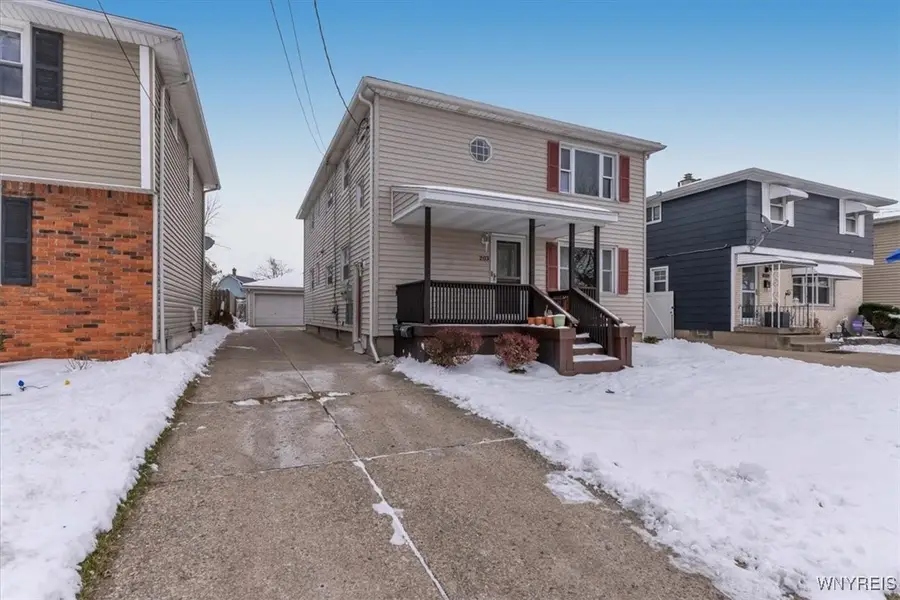 203 Highland Avenue, Tonawanda, NY 14150 - Image #2