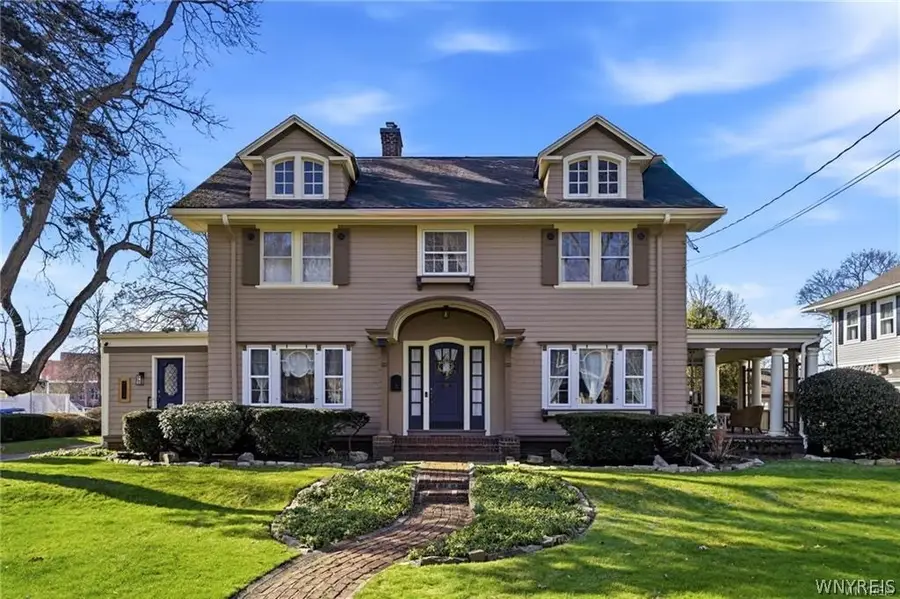 727 W Center Street, Medina, NY 14103 - #3