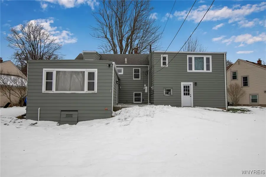 243 Lehn Springs Drive, Buffalo, NY 14221 - Image #2