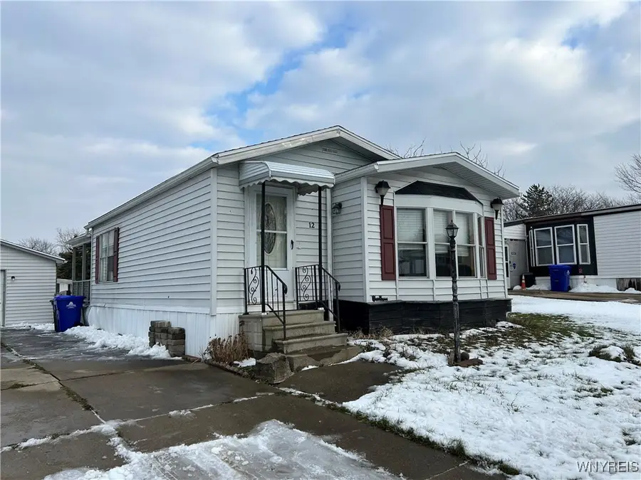 12 N Whispering Lane, Hamburg, NY 14075 - #3