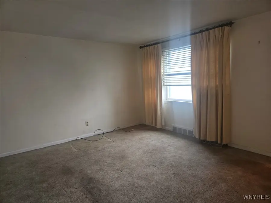 298 Lowell Road, Tonawanda, NY 14217 - #2