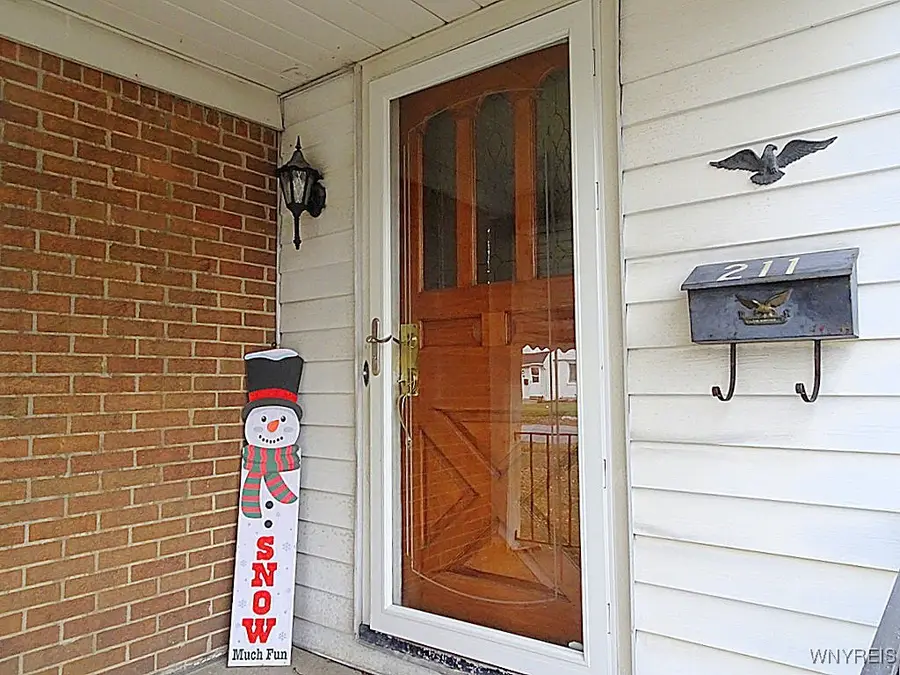 211 Burke Drive, Buffalo, NY 14215 - #3