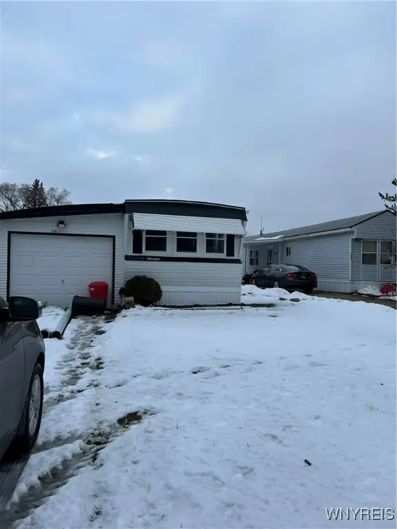 1072 Creekside Drive, Derby, NY 14047 - Image #1