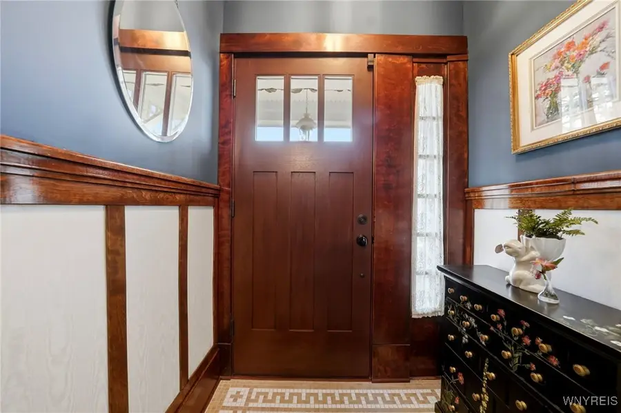 735 W Center Street, Medina, NY 14103 - Image #3