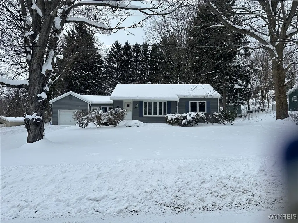 8753 Elizabeth Parkway, Eden, NY 14057 - Image #1