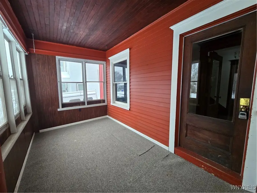 219 W Oak Orchard Street, Medina, NY 14103 - Image #2