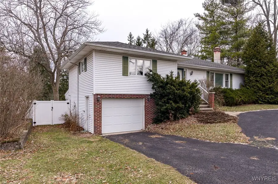 1361 Staley Road, Grand Island, NY 14072 - Image #3