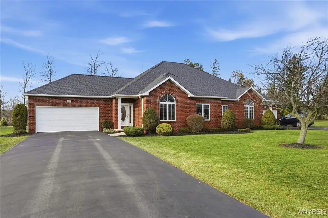 4883 Waterford Place, Lockport, NY 14094 - Image #1