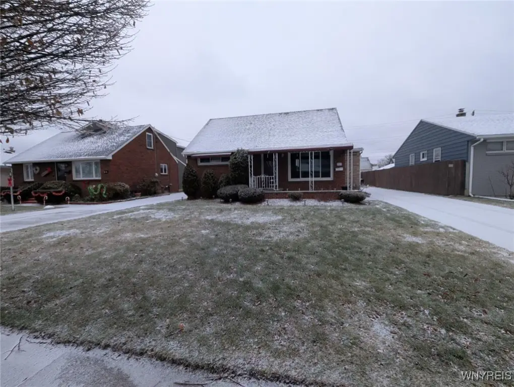 291 N Willowlawn Parkway, Buffalo, NY 14206 - Image #1