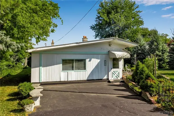 2477 Lake Road, Ransomville, NY 14131