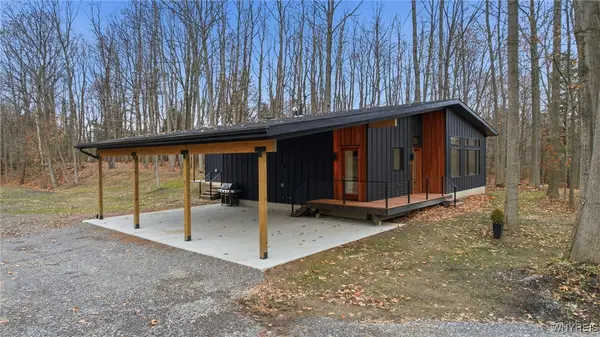 Address Withheld By Seller, Elma, NY 14059