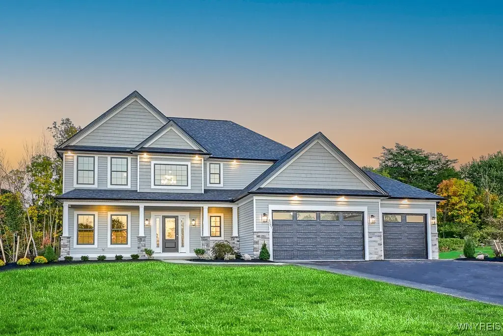 5201 Kandefer's Trail, Williamsville, NY 14221 - Image #1