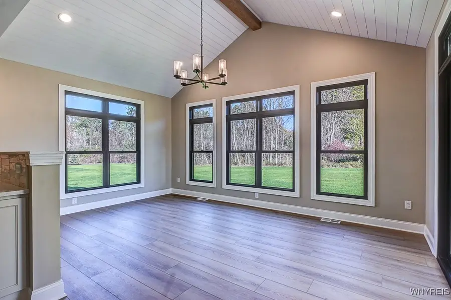 5201 Kandefer's Trail, Williamsville, NY 14221 - Image #2