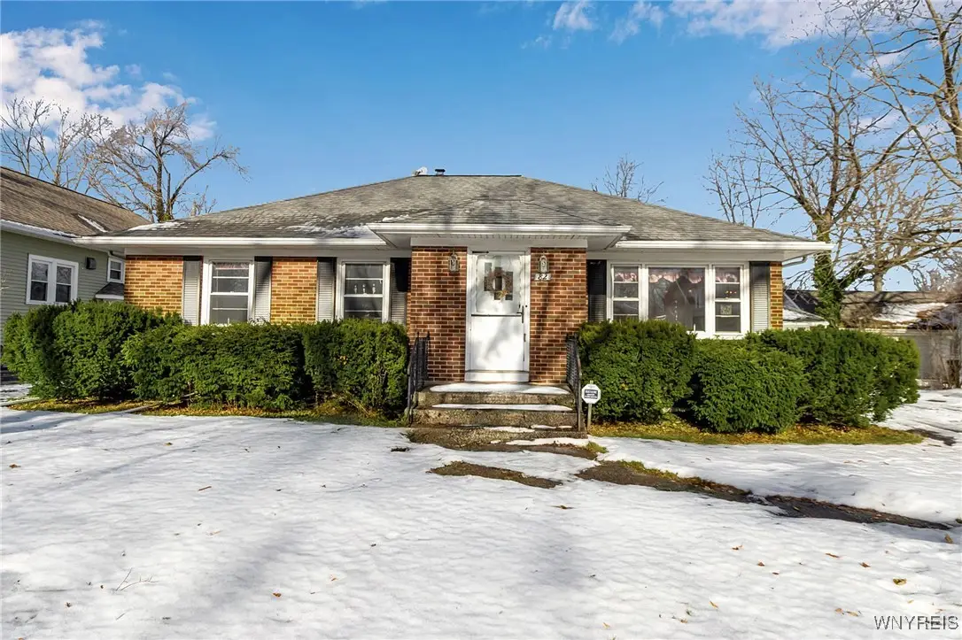 82 Zimmerman Boulevard, Buffalo, NY 14223 - Image #1