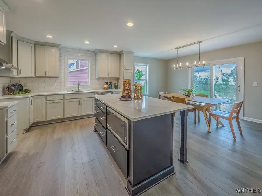 47 Greenspring Court, West Seneca, NY 14224 - Image #2