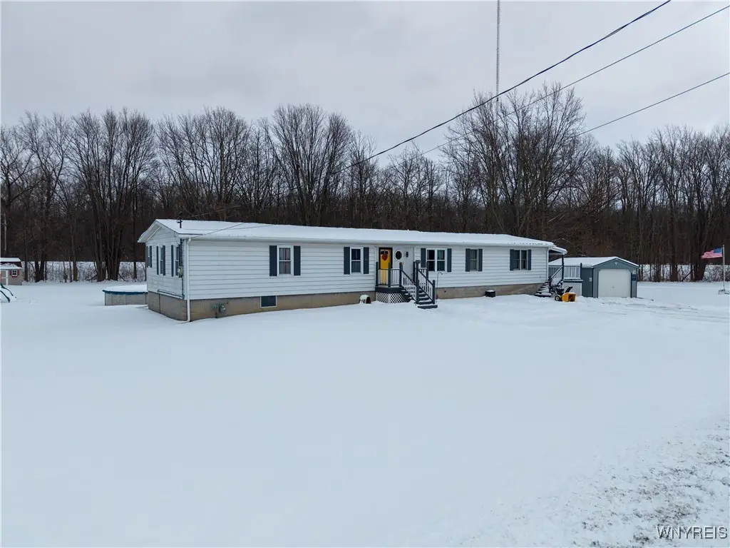 10679 Pavilion Center Road, Pavilion, NY 14525 - Image #1