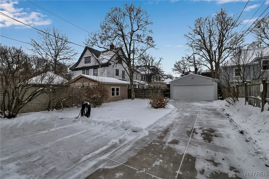 107 Crescent Avenue, Buffalo, NY 14214 - Image #3