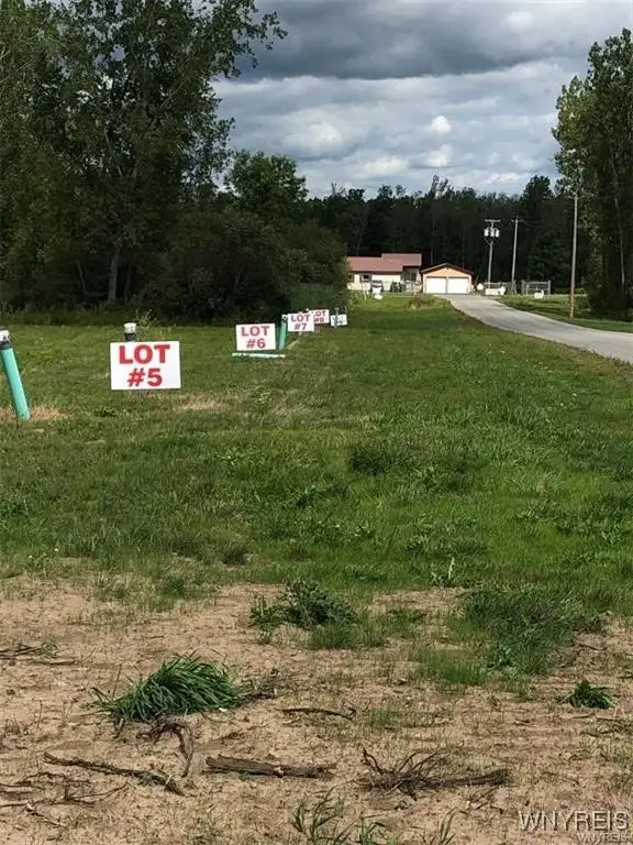 90 Fieldcrest Drive, Corfu, NY 14036 - Image #1