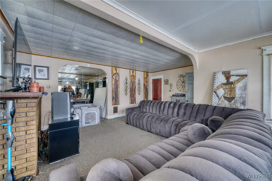 82 Montclair Avenue, Buffalo, NY 14215 - Image #3