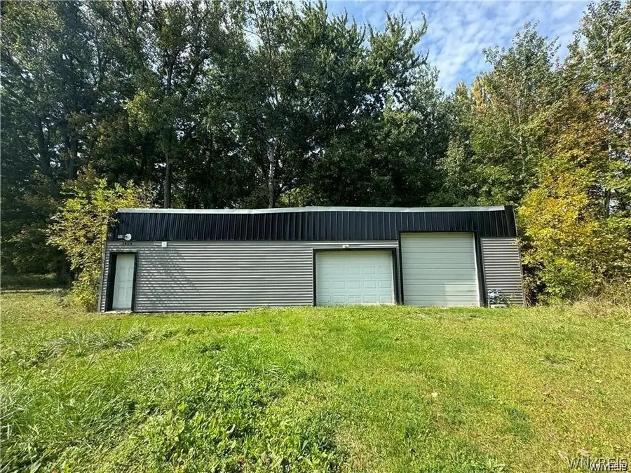 3454 Ewings Road, Lockport, NY 14094 - #2