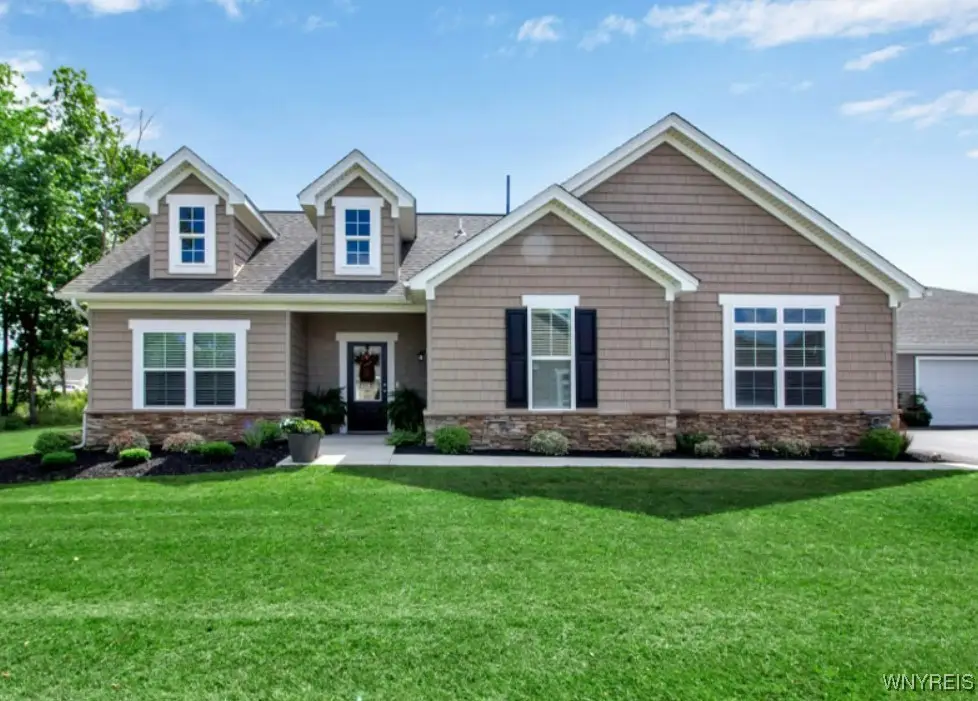 5665 Southwestern Boulevard #17A, Hamburg, NY 14075 - Image #1