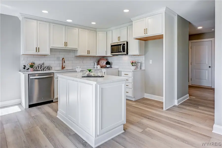 29 B Stonham Place N, Amherst, NY 14221 - Image #3