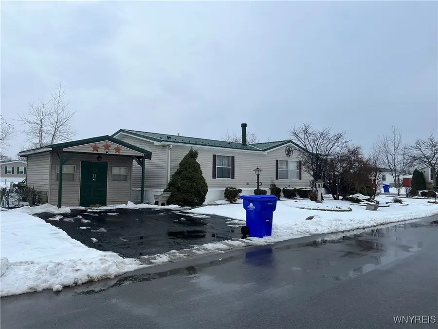 1164 Timberwood Drive, Lockport, NY 14094 - Image #3