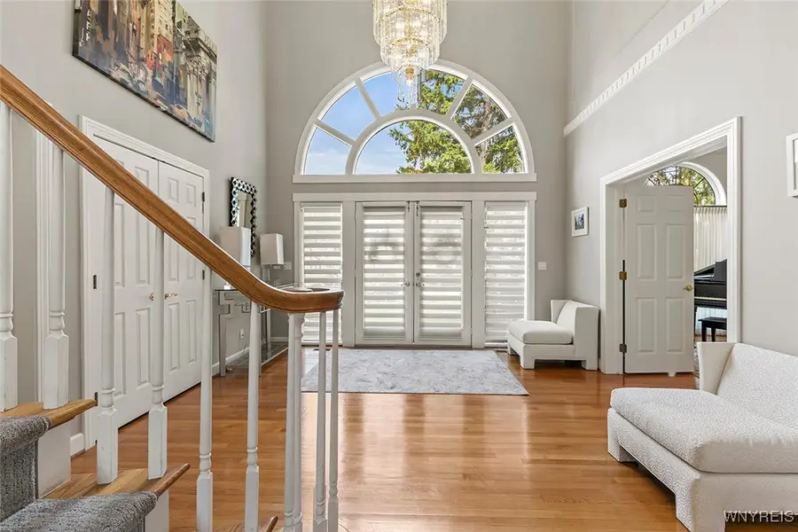 36 S Woodside Lane, Buffalo, NY 14221 - Image #2