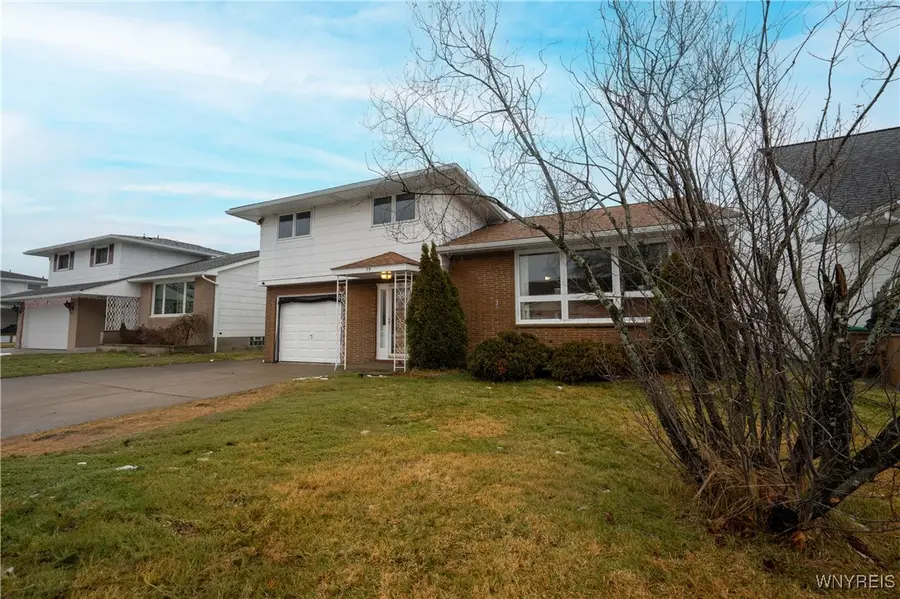 75 Fairoaks Lane, Buffalo, NY 14227 - Image #3