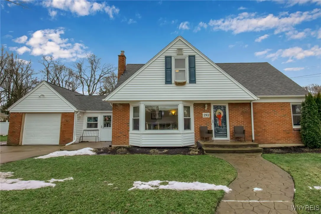 292 E Prospect Avenue, Hamburg, NY 14075 - Image #1